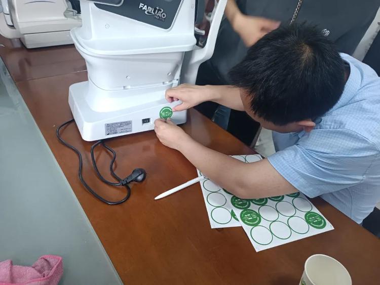 計量服務送上門 讓眼鏡店計量器具精準無誤